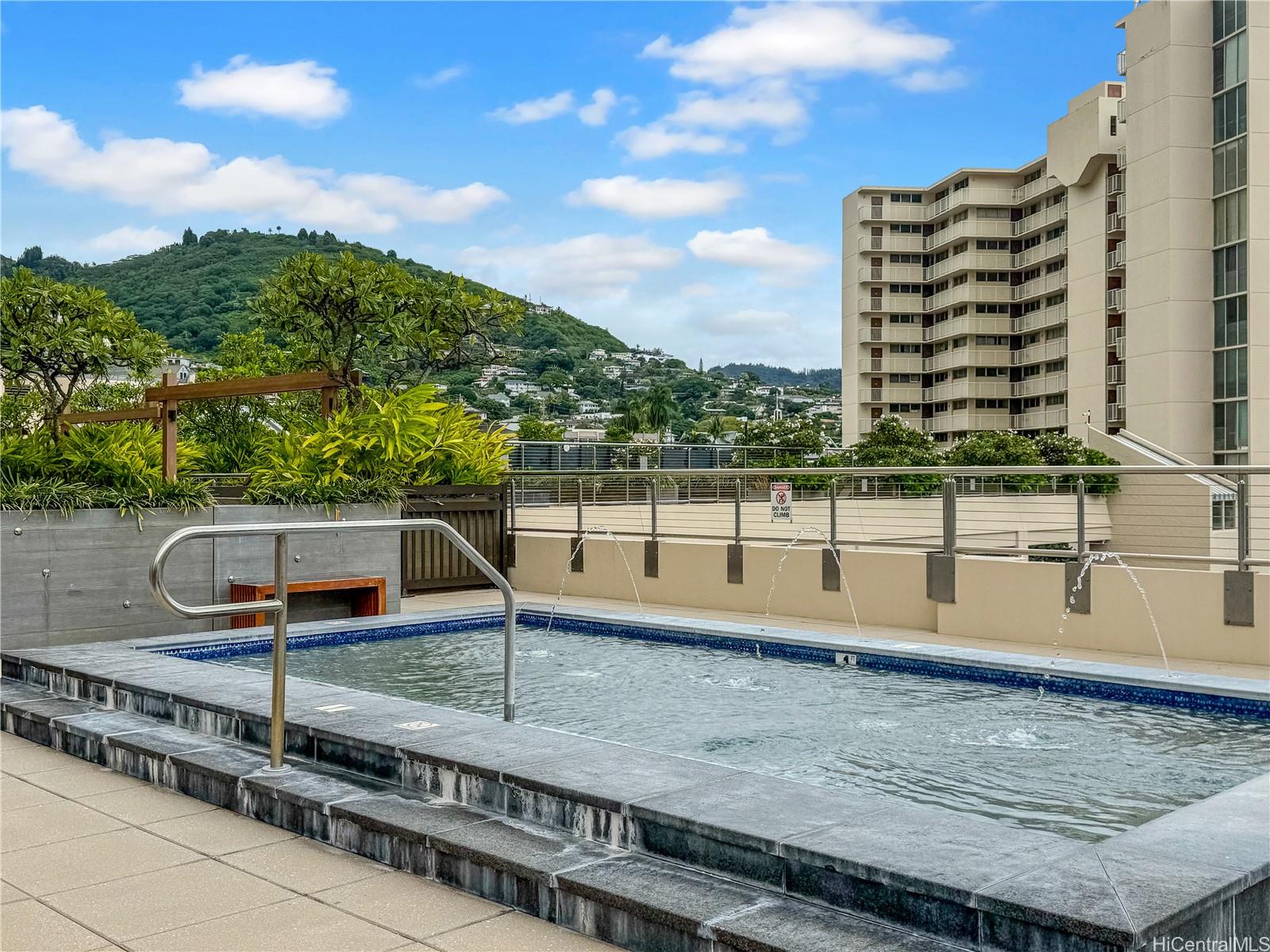 1717 Mott Smith Drive  Unit 1511