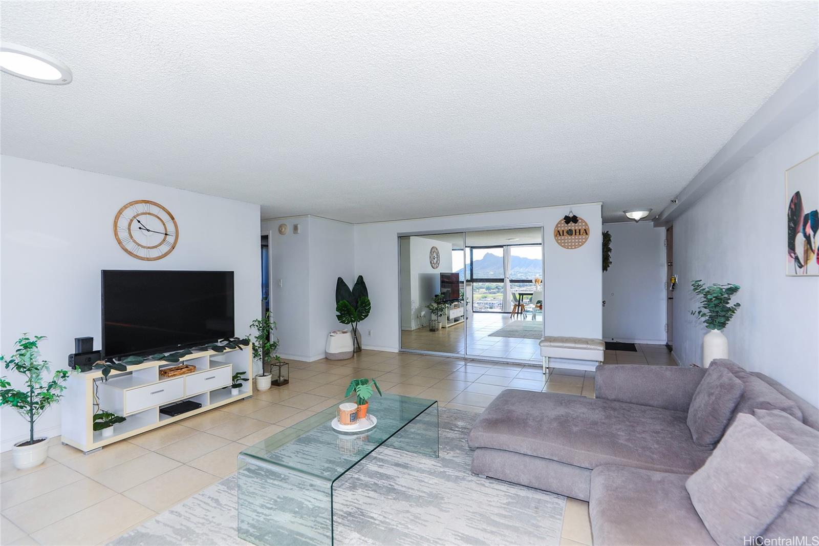 2724 Kahoaloha Lane  Unit 1606