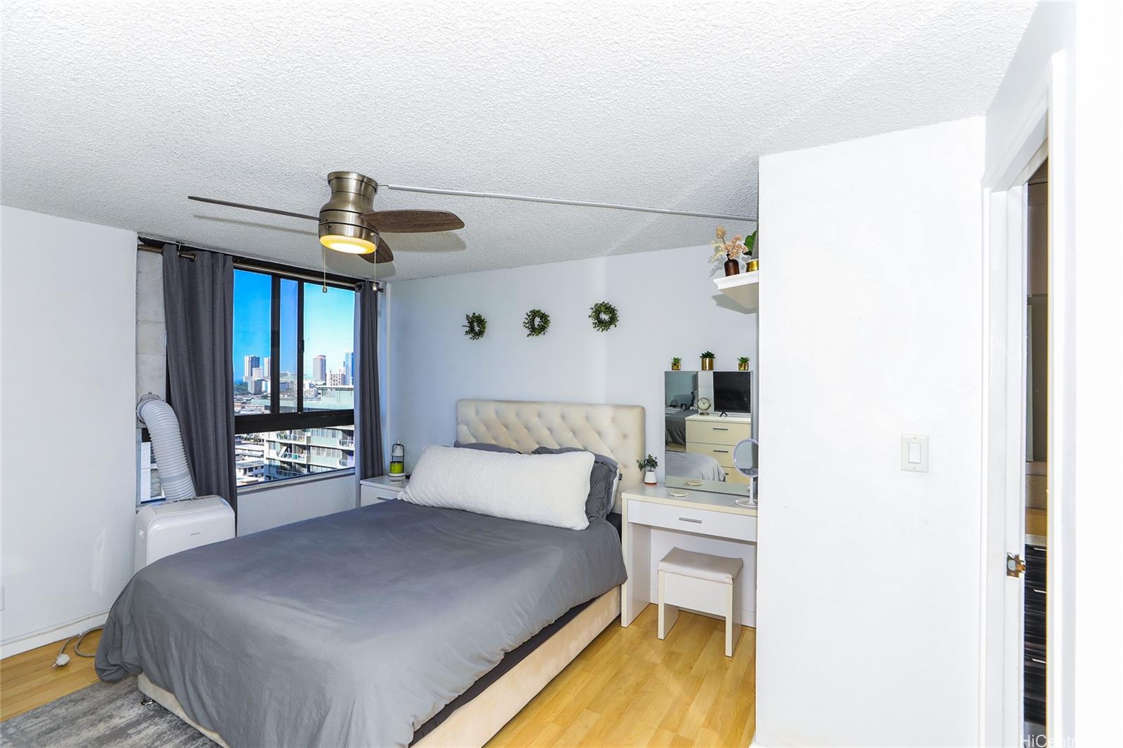 2724 Kahoaloha Lane  Unit 1606
