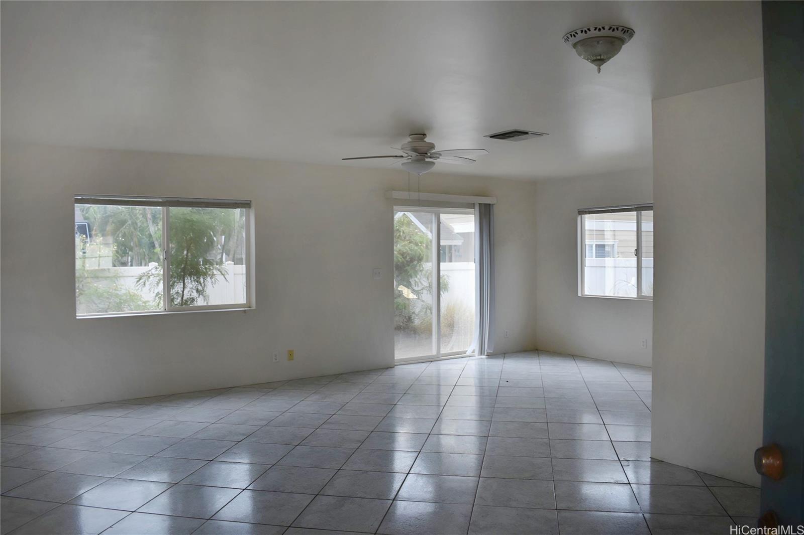 87-1976 Pakeke Street  Unit L