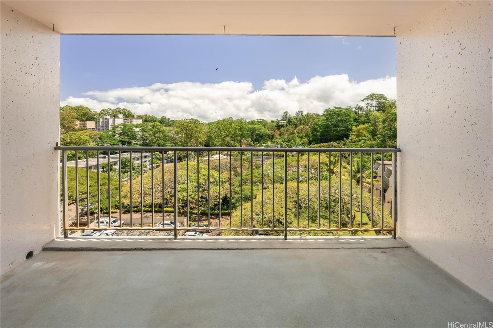 95-061 Waikalani Drive  Unit D706