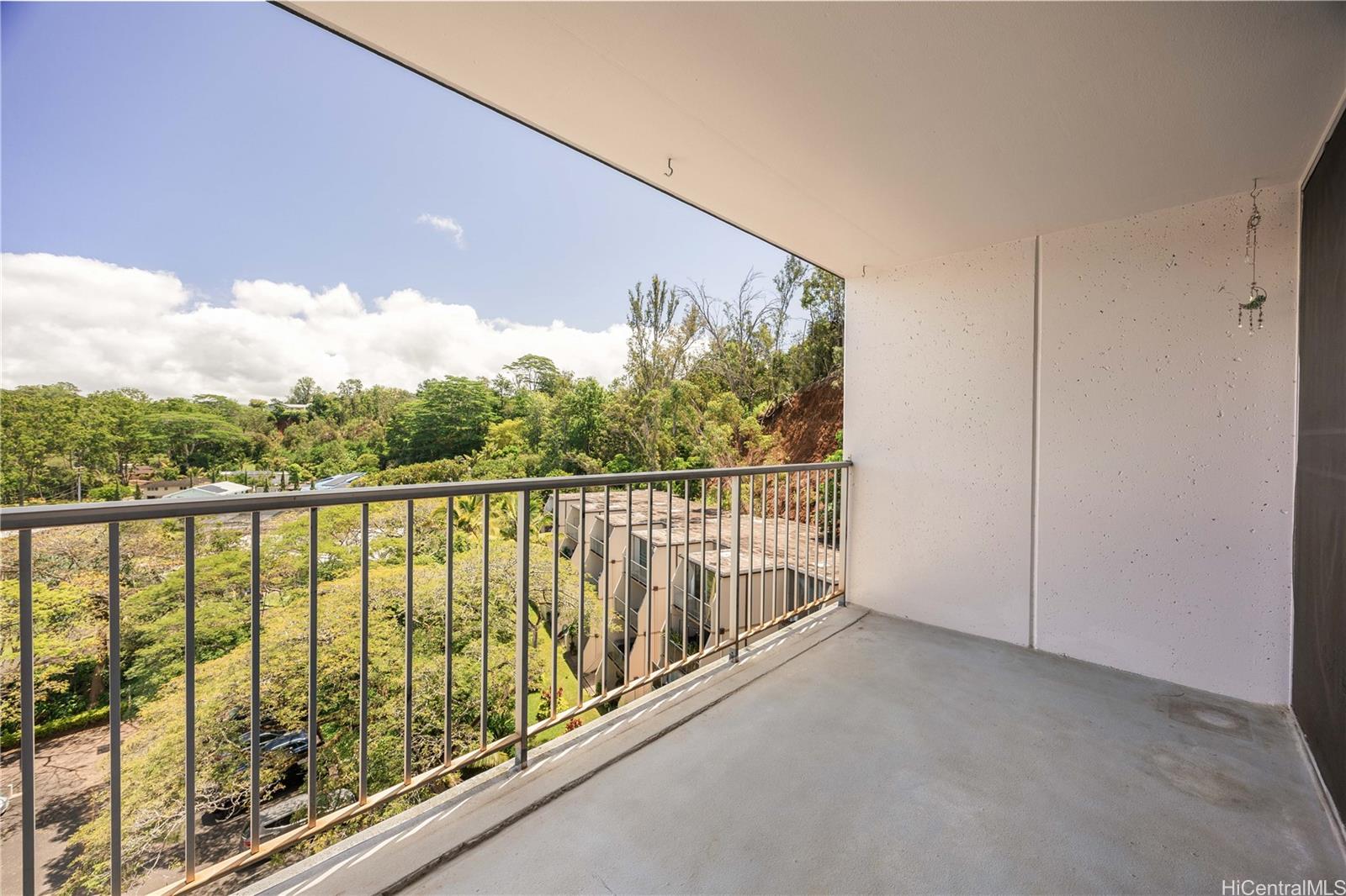 95-061 Waikalani Drive  Unit D706
