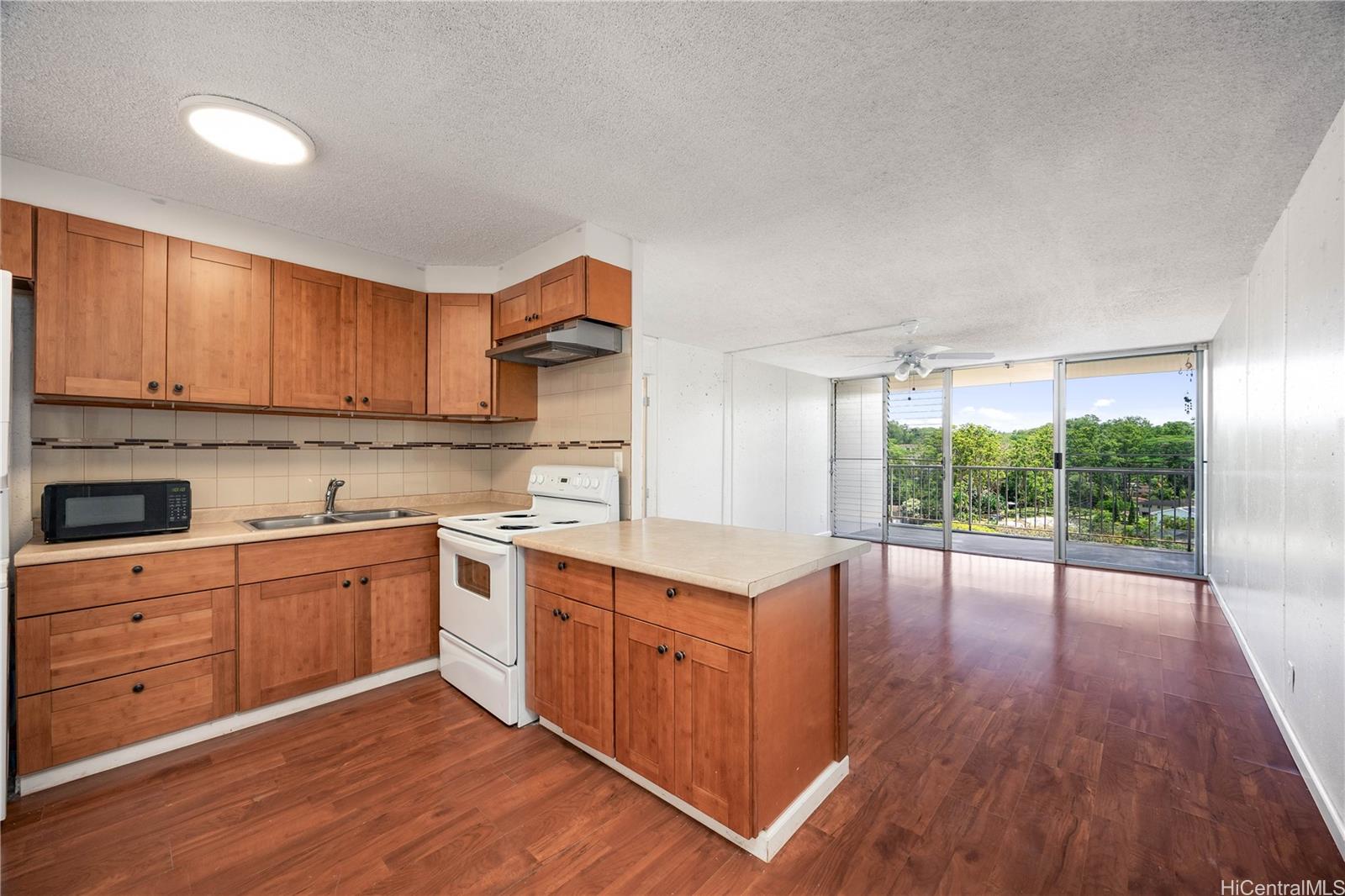 95-061 Waikalani Drive  Unit D706