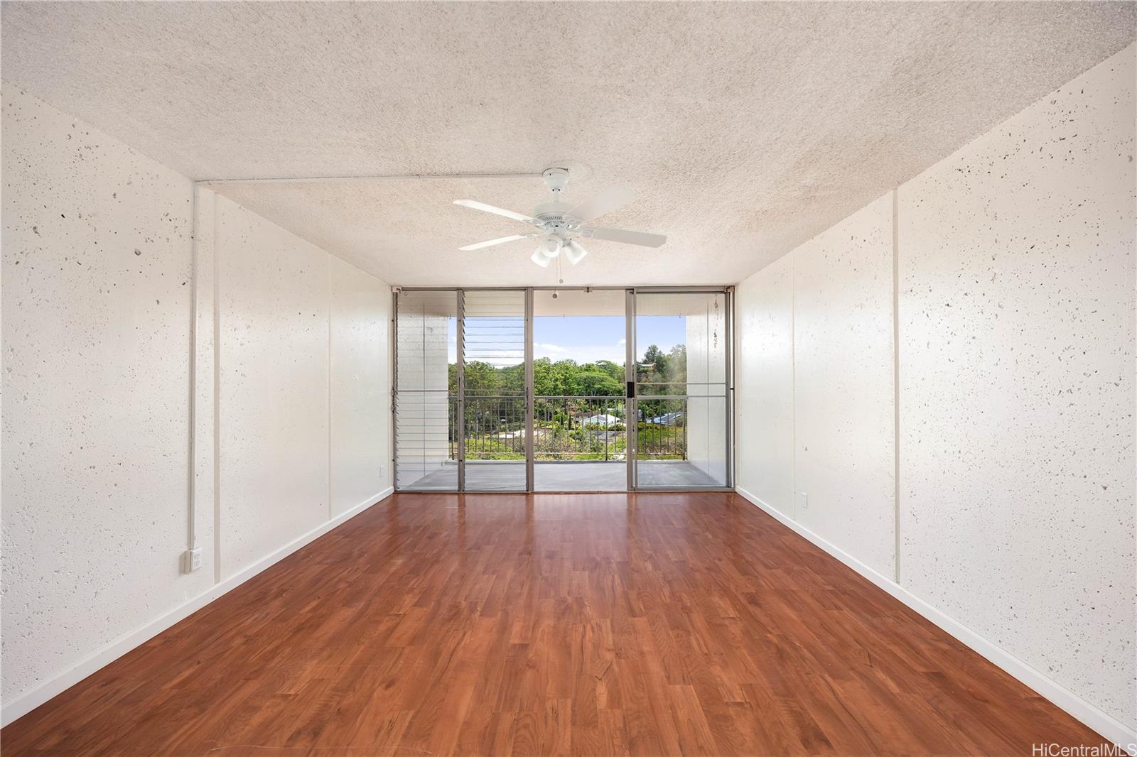 95-061 Waikalani Drive  Unit D706