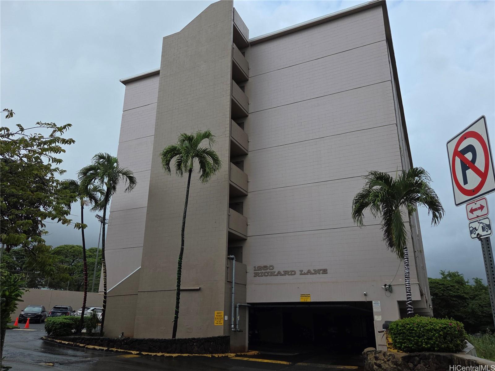 1260 Richard Lane B218