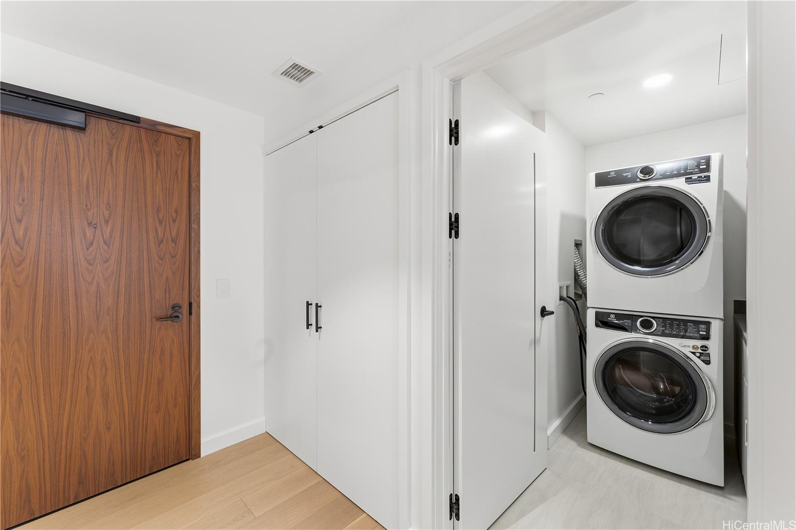1100 Ala Moana Boulevard  Unit 1208