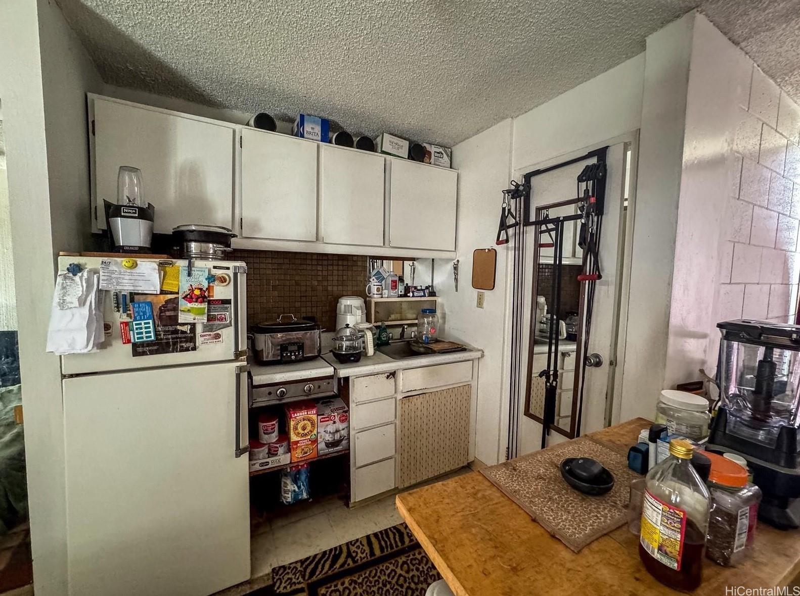 249 Kapili Street 701A
