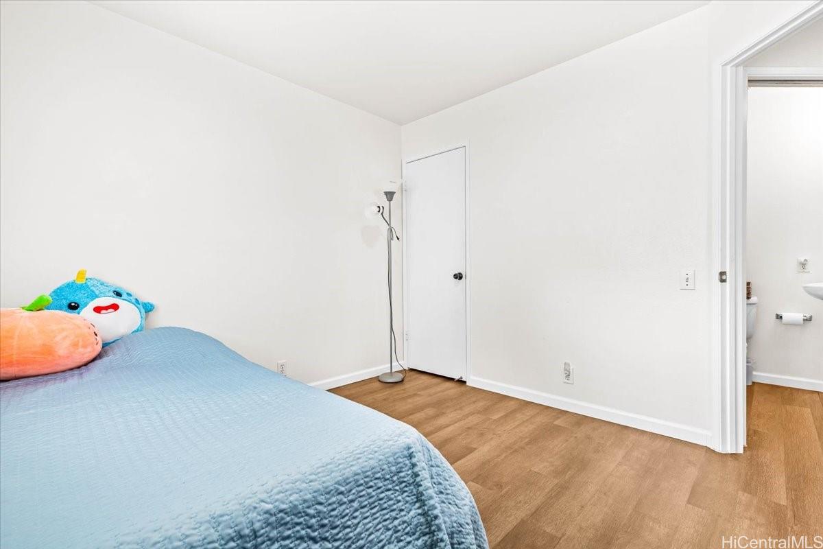 91-1042 Manaolana Street  Unit 16B