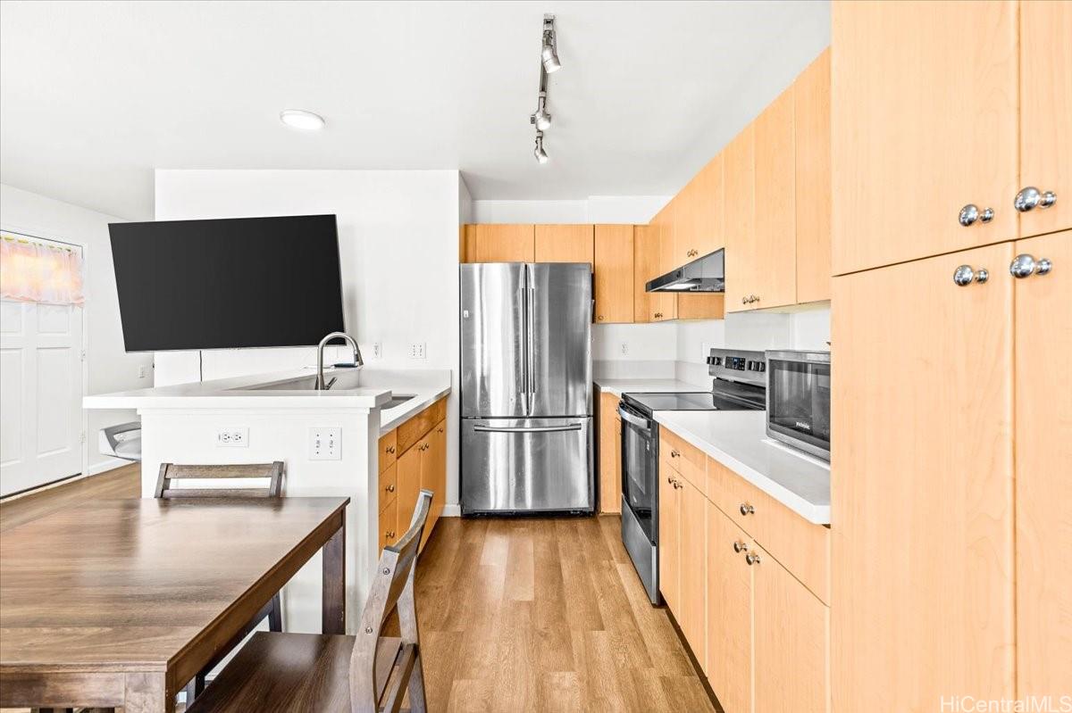 91-1042 Manaolana Street  Unit 16B
