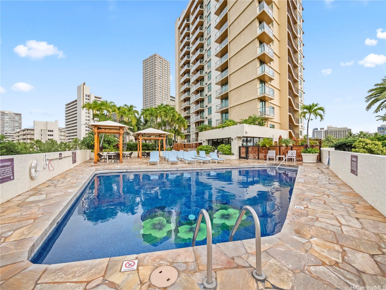 2045 Kalakaua Avenue 1007