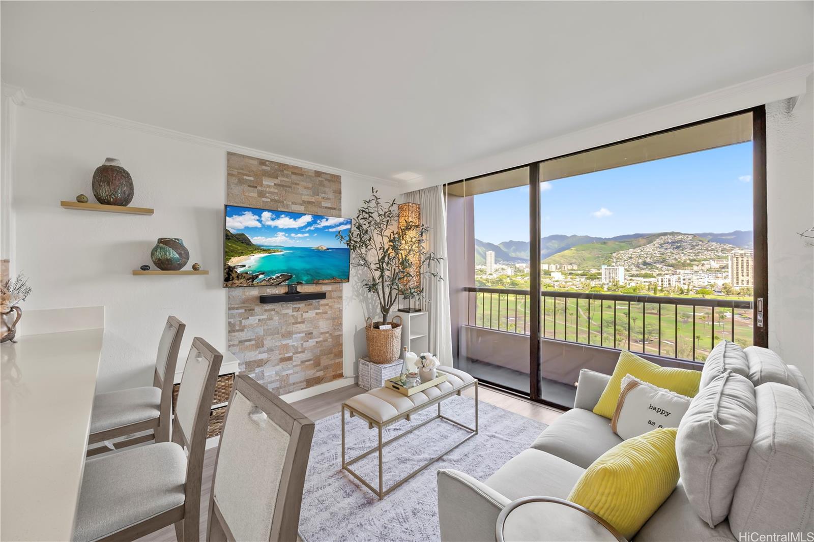 320 Liliuokalani Avenue  Unit 1905