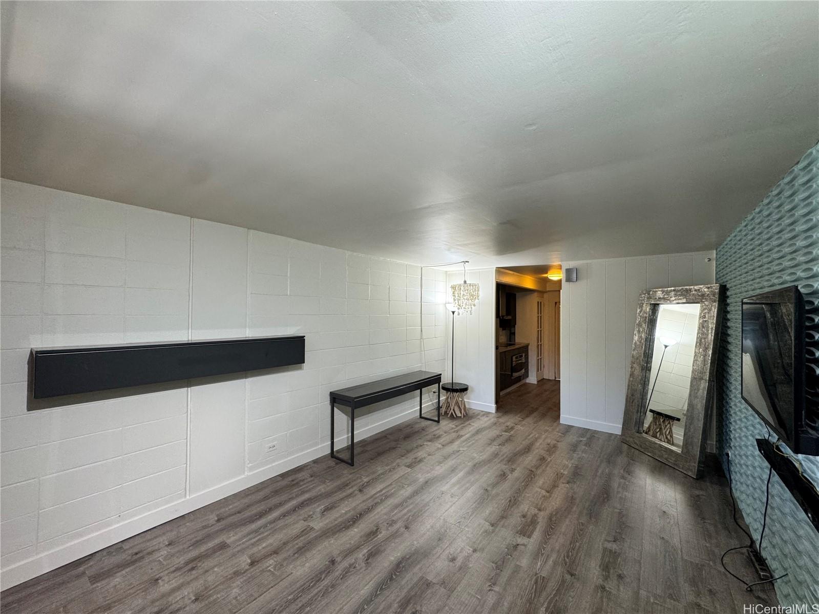 1700 Makiki Street  Unit 104
