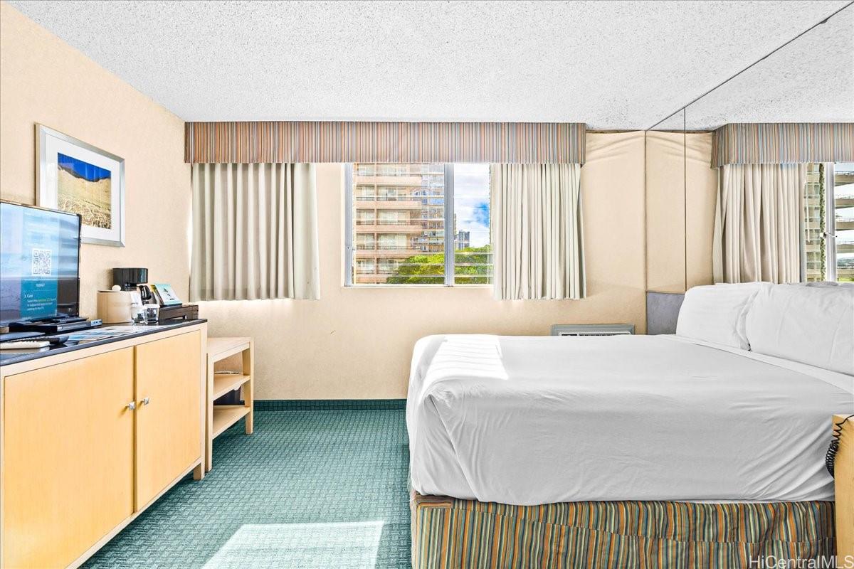 444 Kanekapolei Street 413