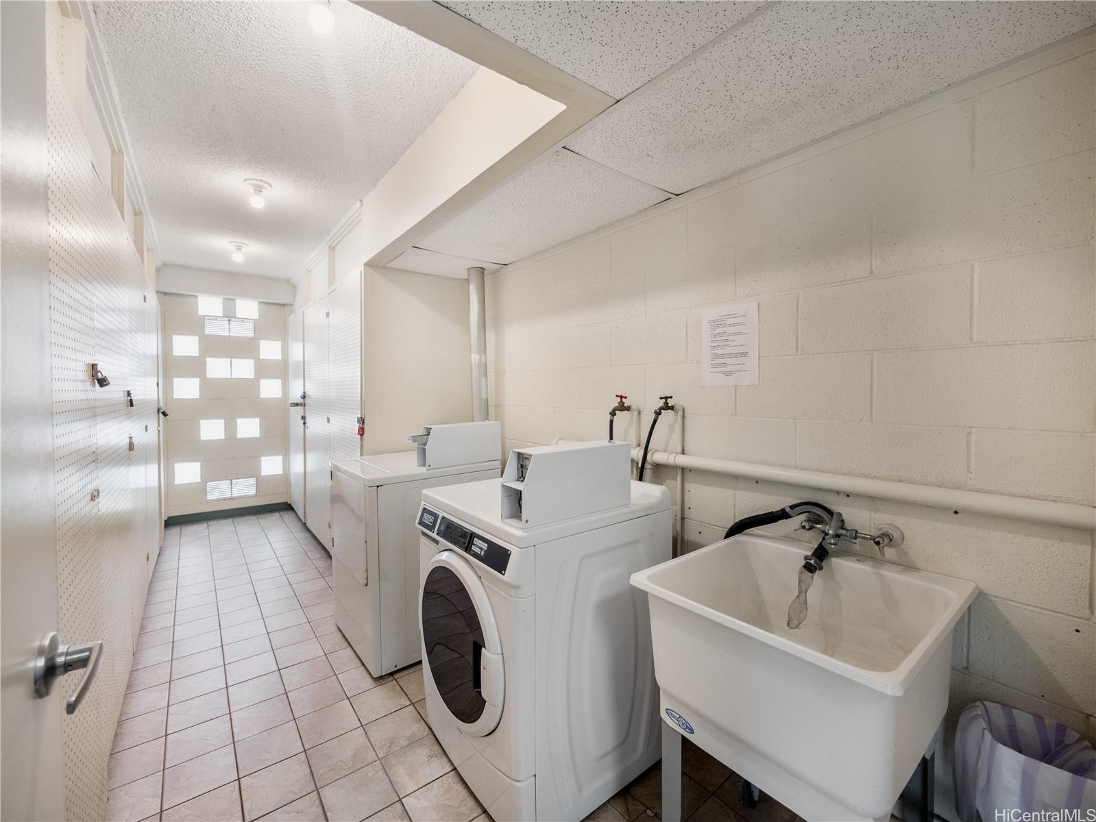 509 University Avenue  Unit 1003