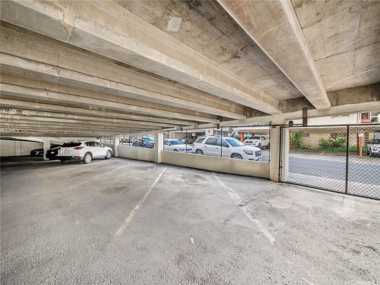 509 University Avenue  Unit 1003