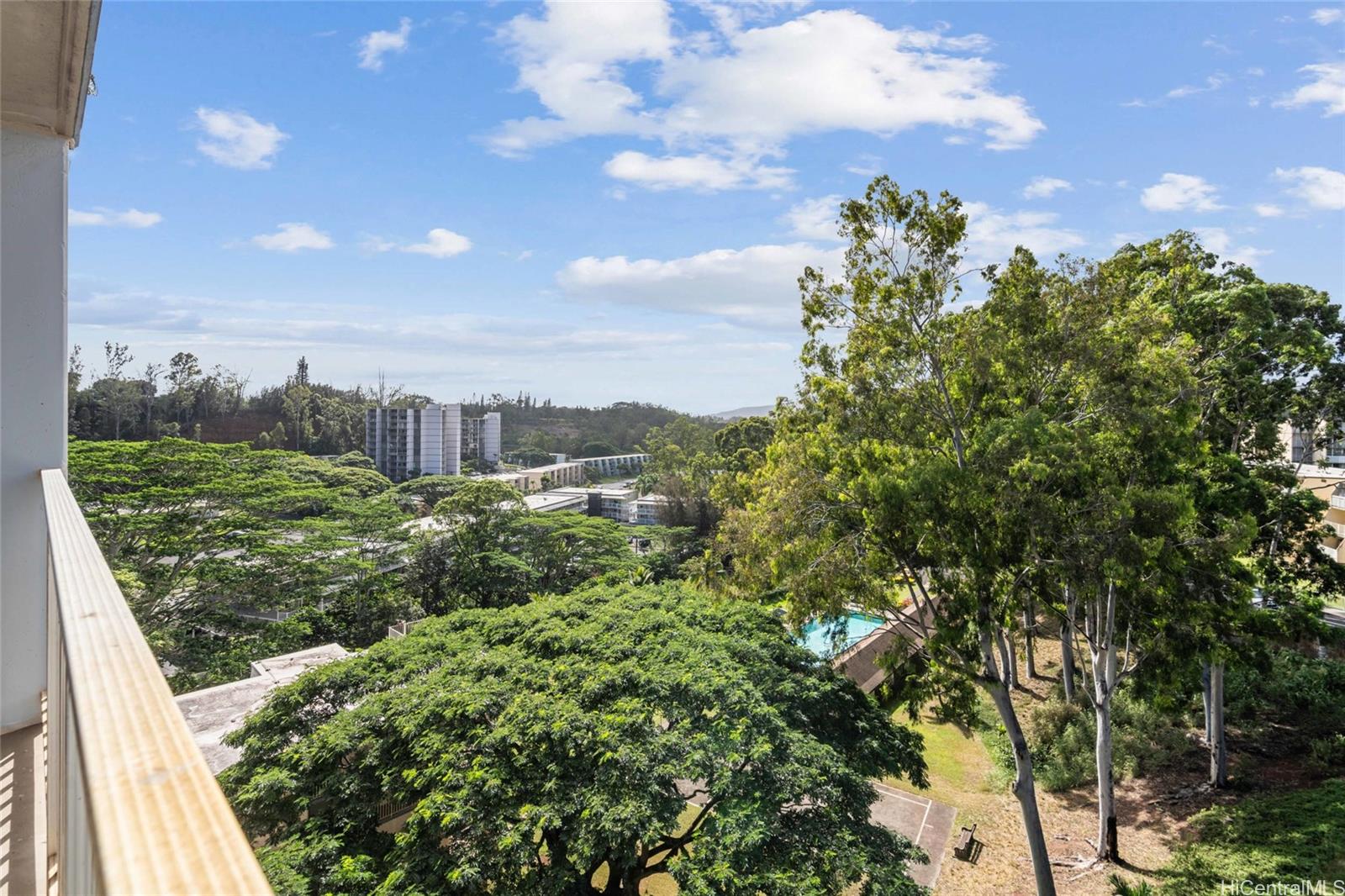 95-2031 Waikalani Place  Unit D906