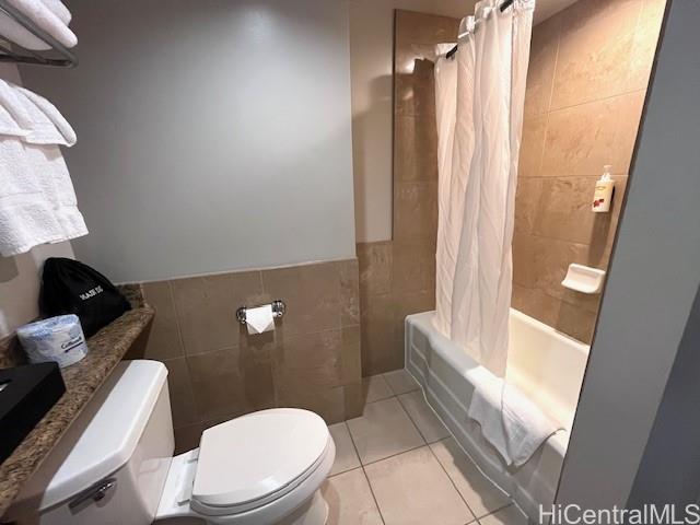 Photo 15 of 24
