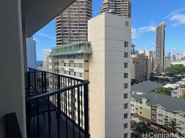 Photo 18 of 24