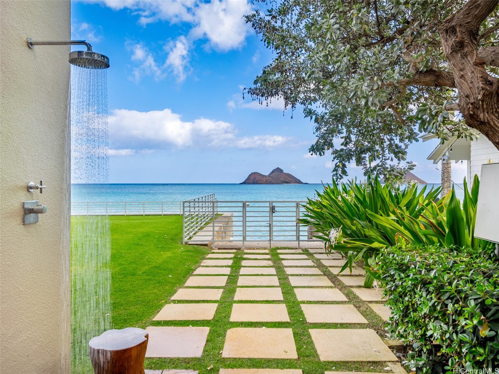 1240 Mokulua Drive