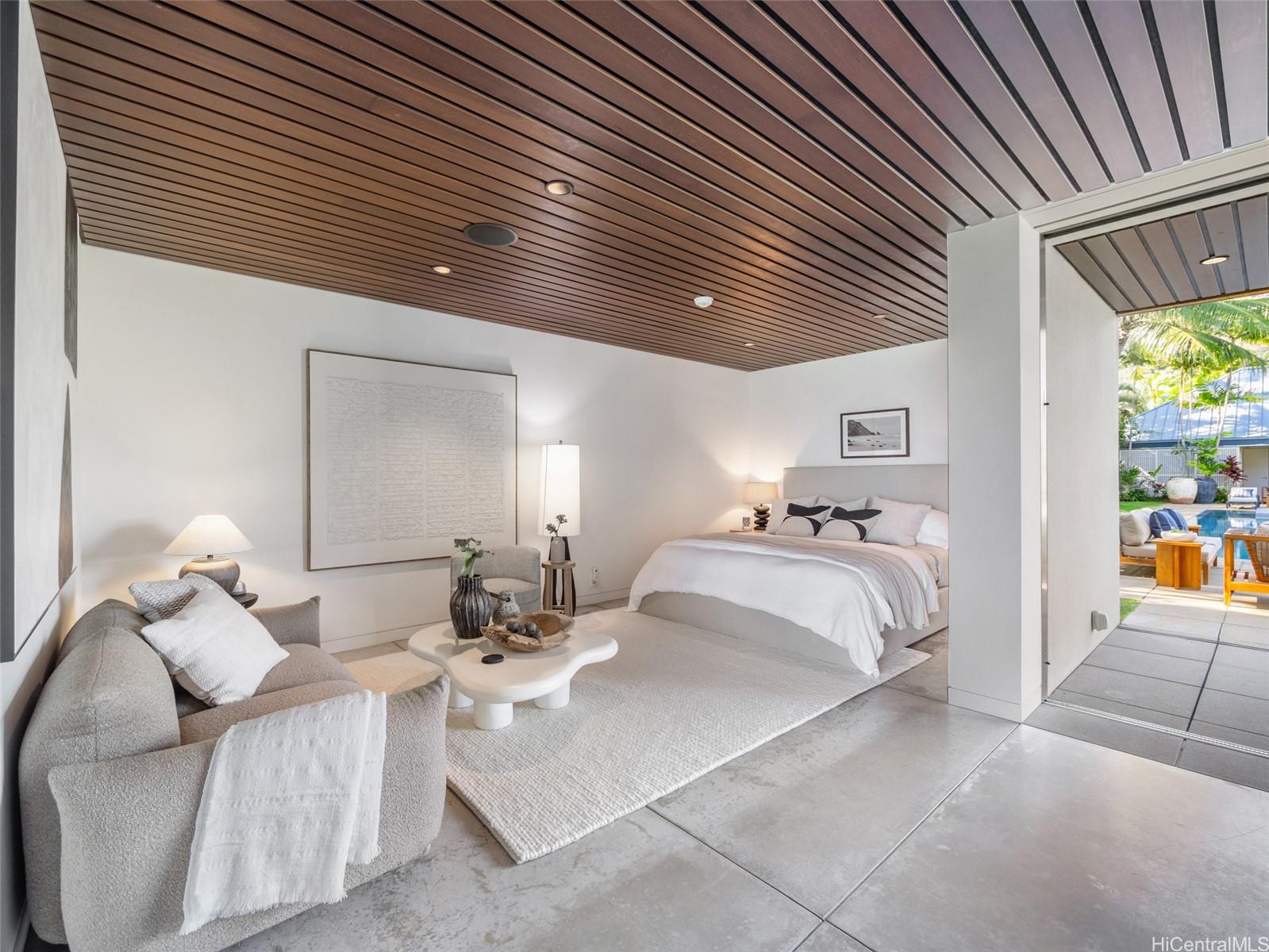 1240 Mokulua Drive