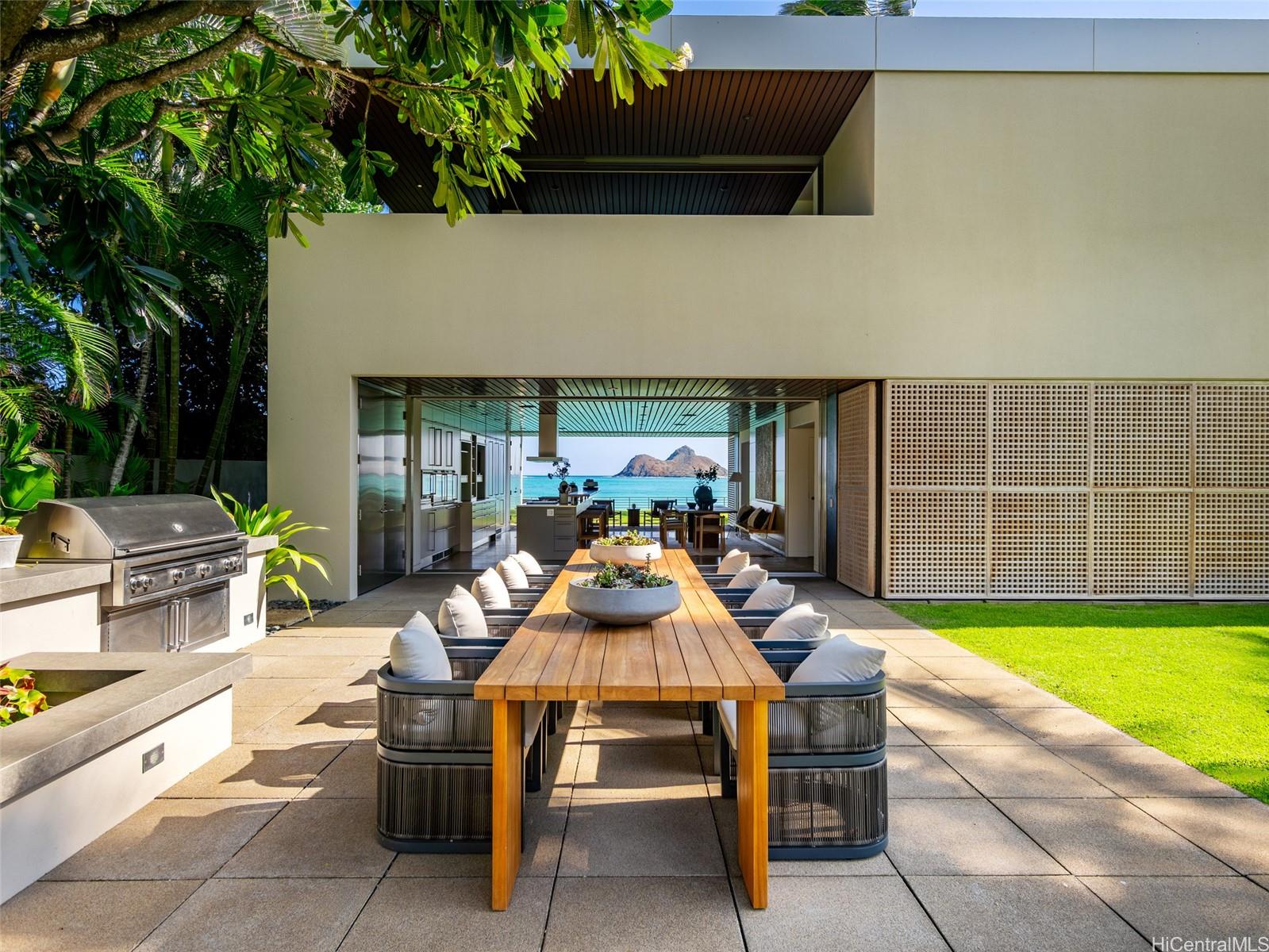 1240 Mokulua Drive