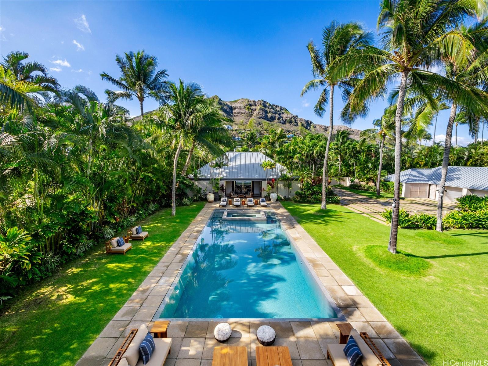 1240 Mokulua Drive