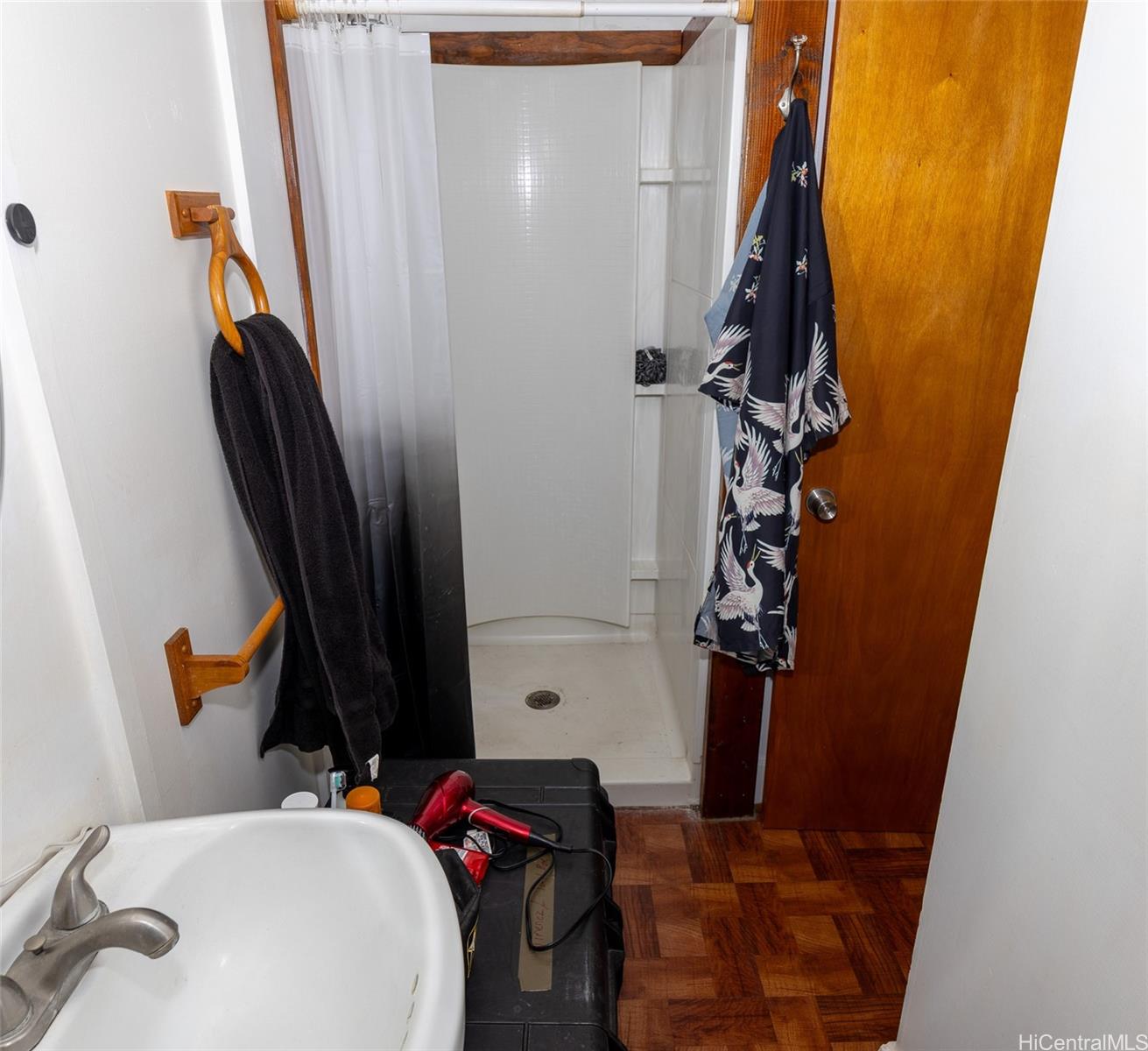 Photo 20 of 25