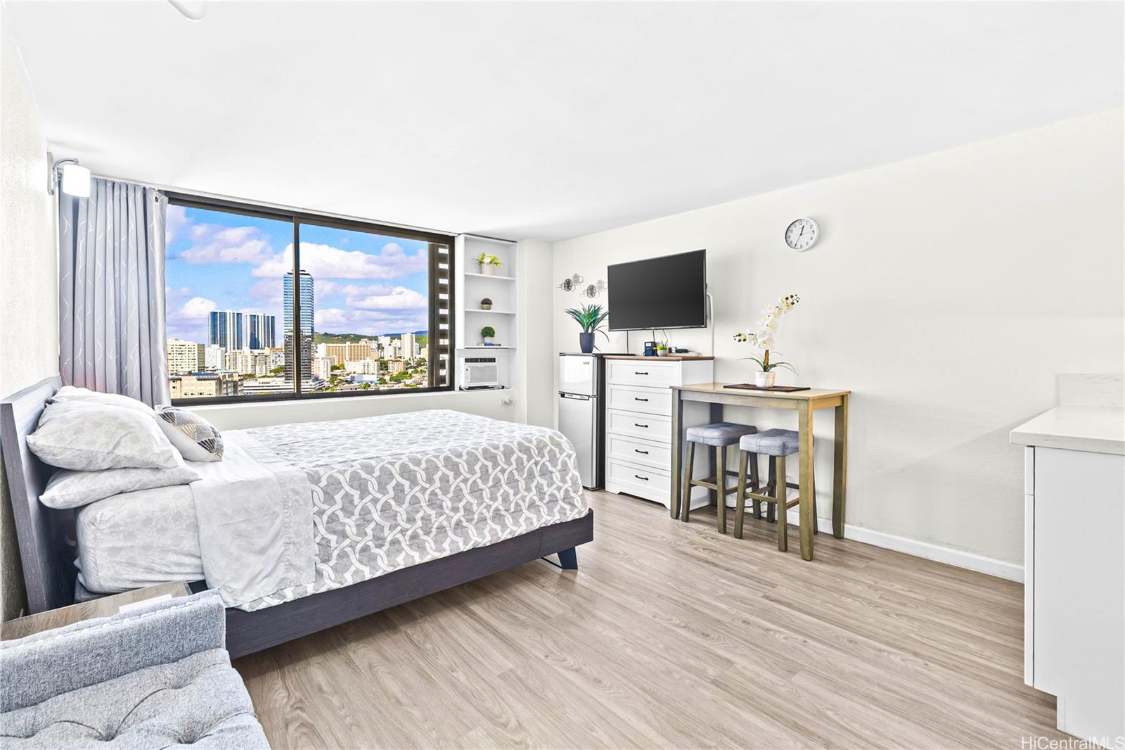 444 Niu Street 1715