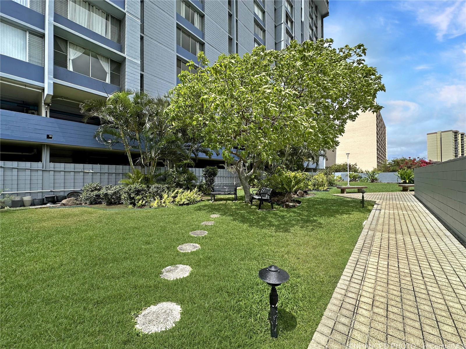 3045 Ala Napuaa Place  Unit 1814