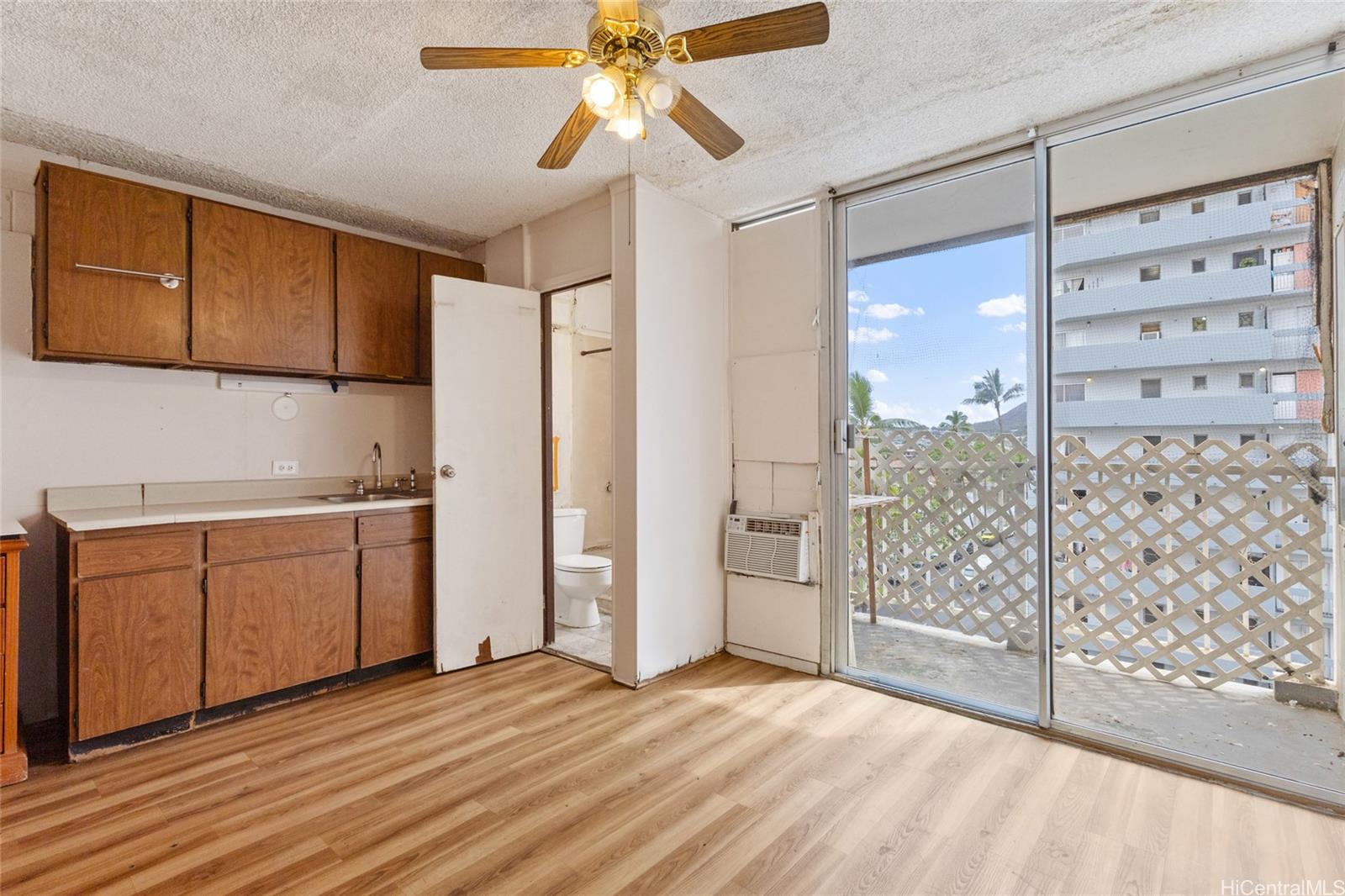 2509 Ala Wai Boulevard 602