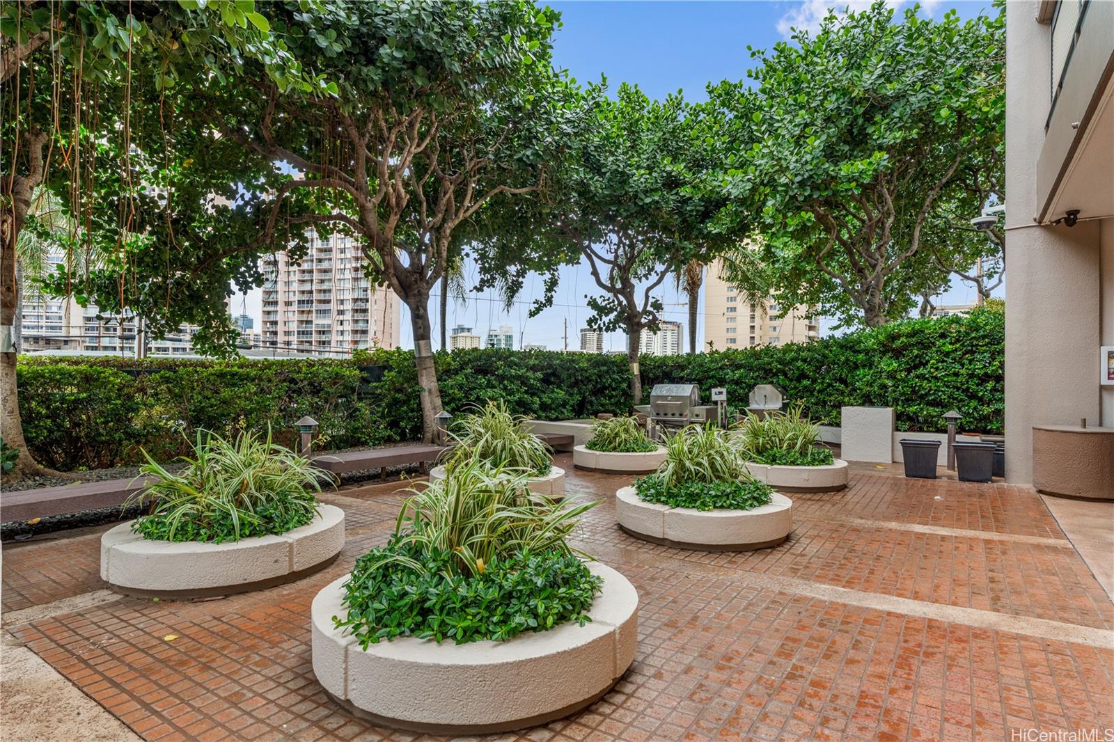 581 Kamoku Street  Unit 3704