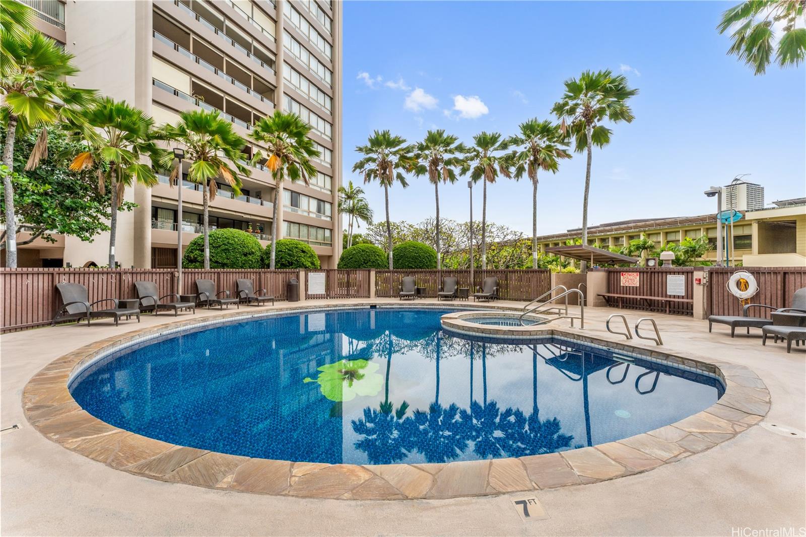 581 Kamoku Street  Unit 3704