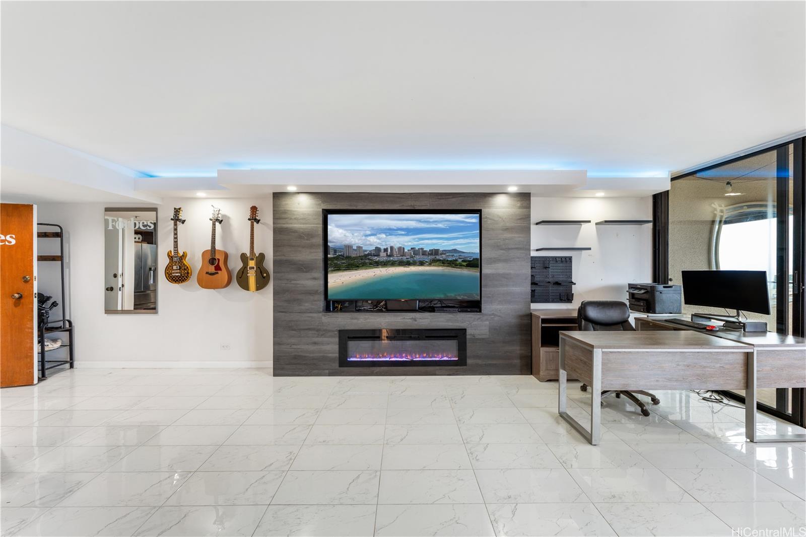 581 Kamoku Street  Unit 3704