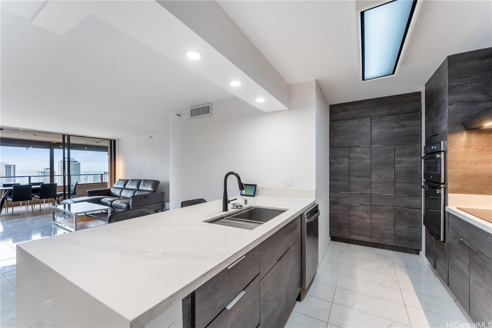581 Kamoku Street  Unit 3704