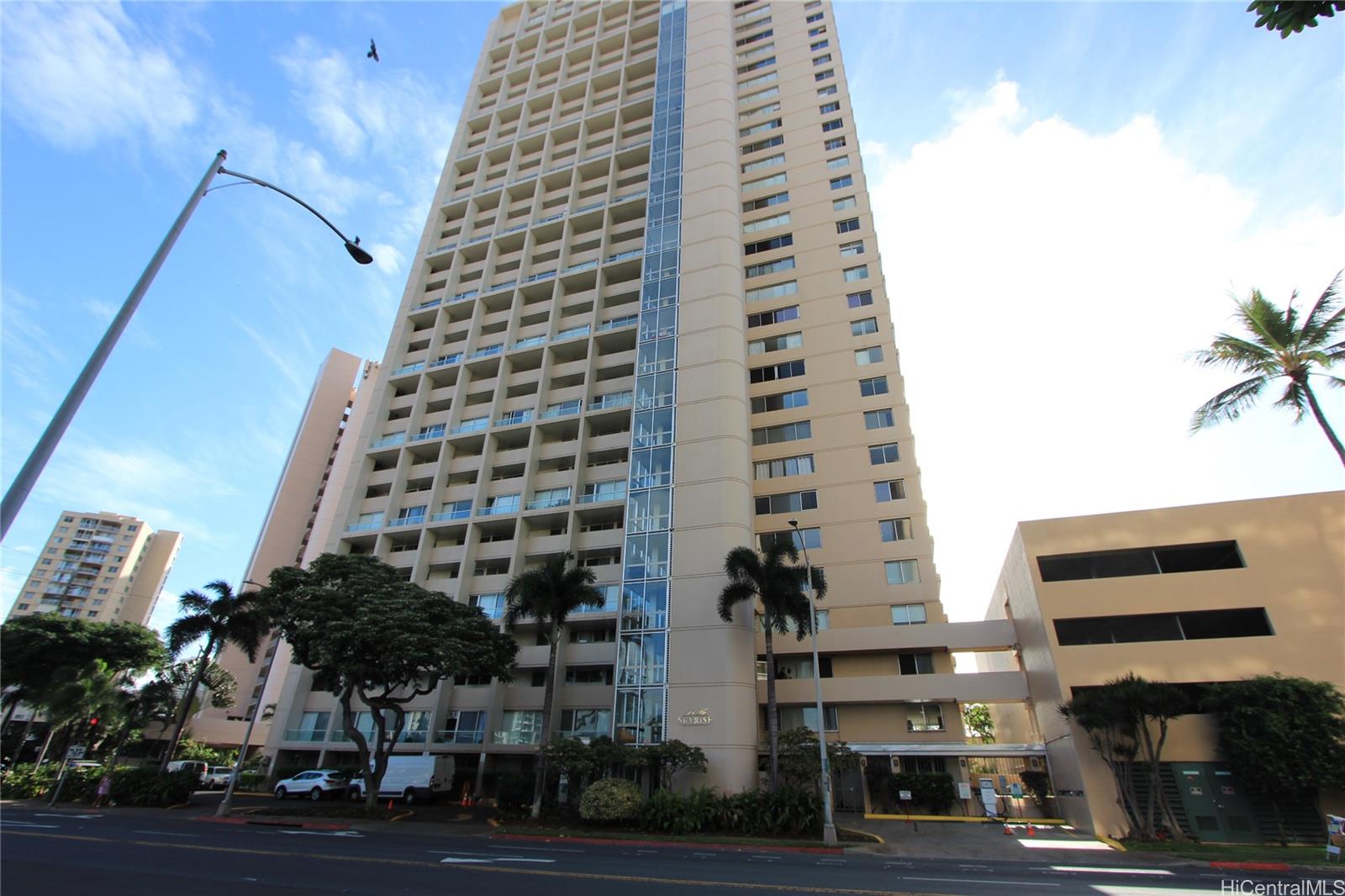 555 University Avenue  Unit 2502