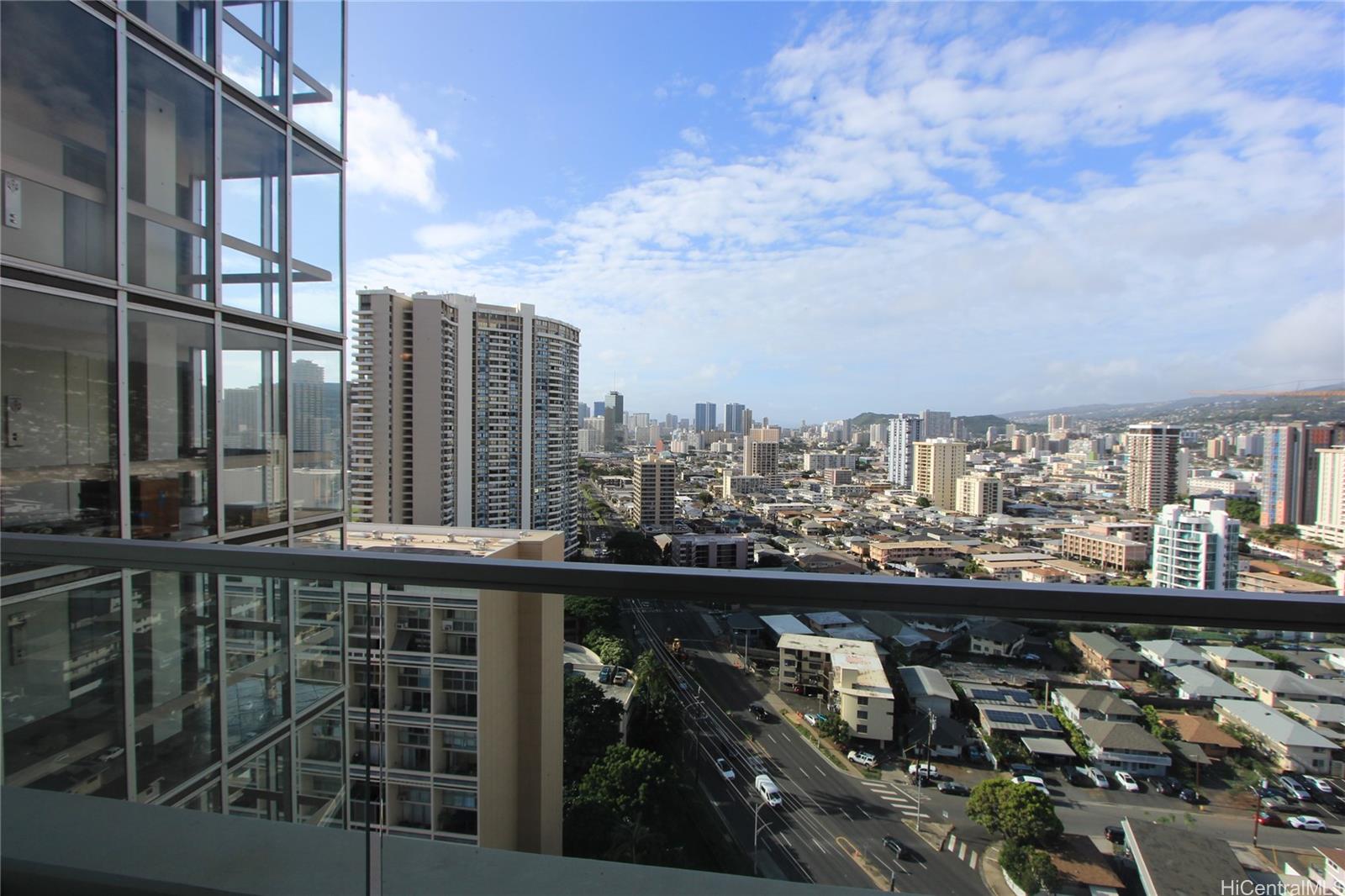 555 University Avenue  Unit 2502