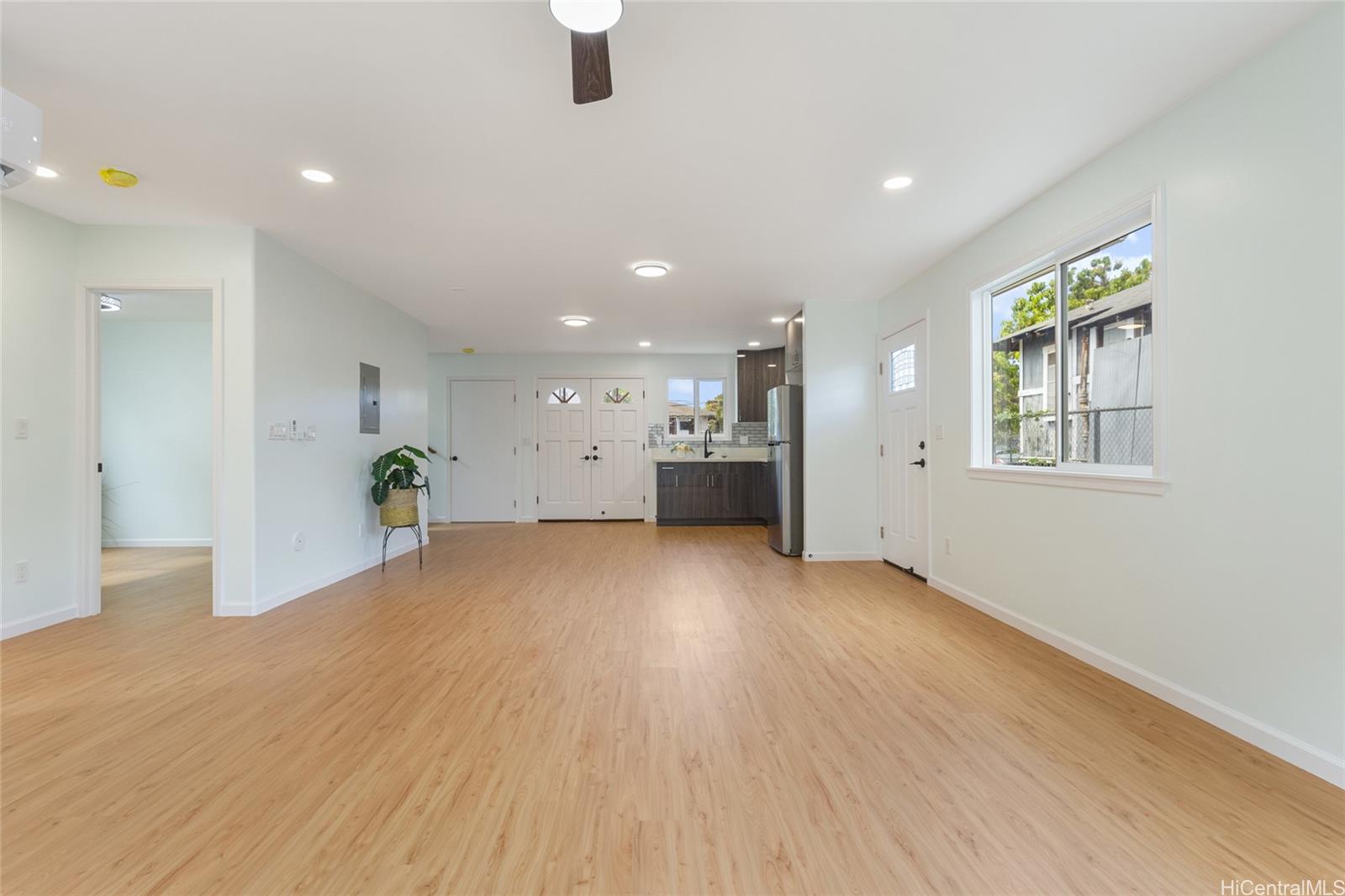 87-102 Kulaaupuni Street  Unit 1