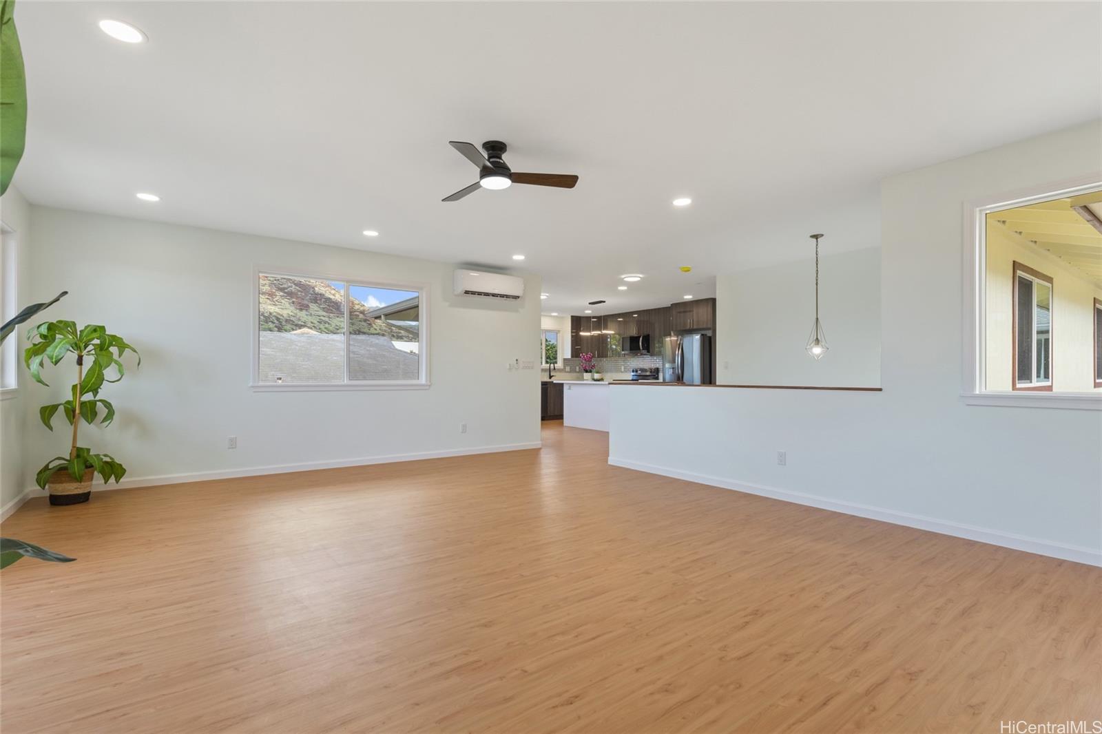 87-102 Kulaaupuni Street  Unit 1