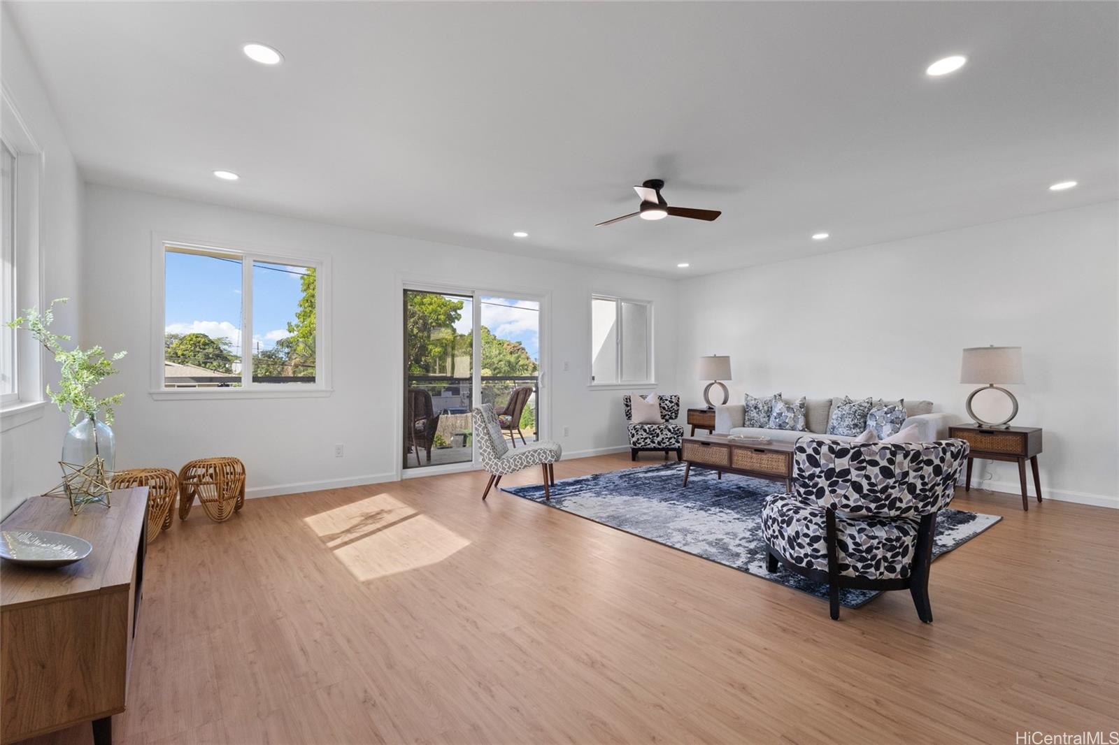 87-102 Kulaaupuni Street  Unit 2