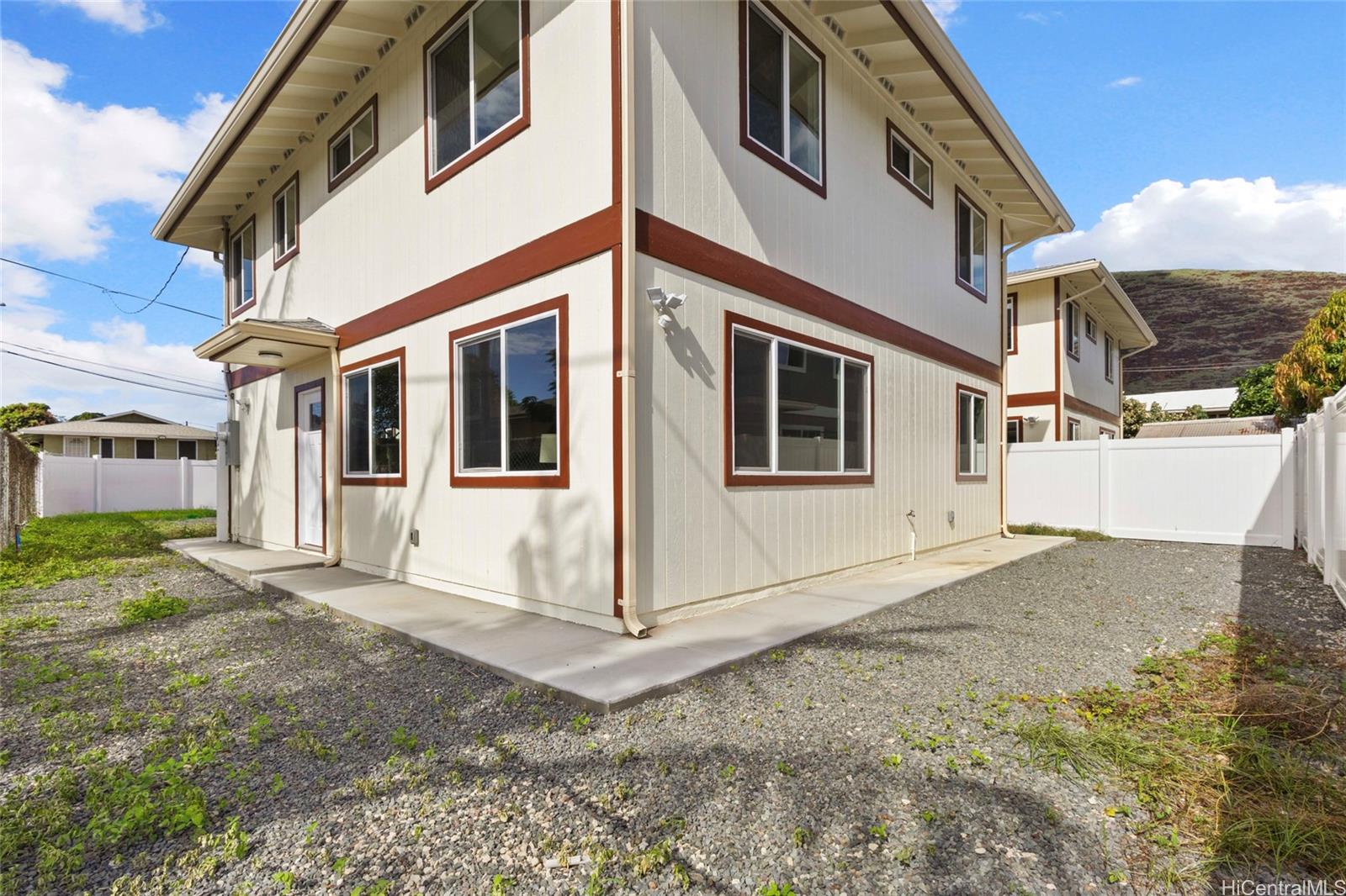 87-102 Kulaaupuni Street  Unit 2