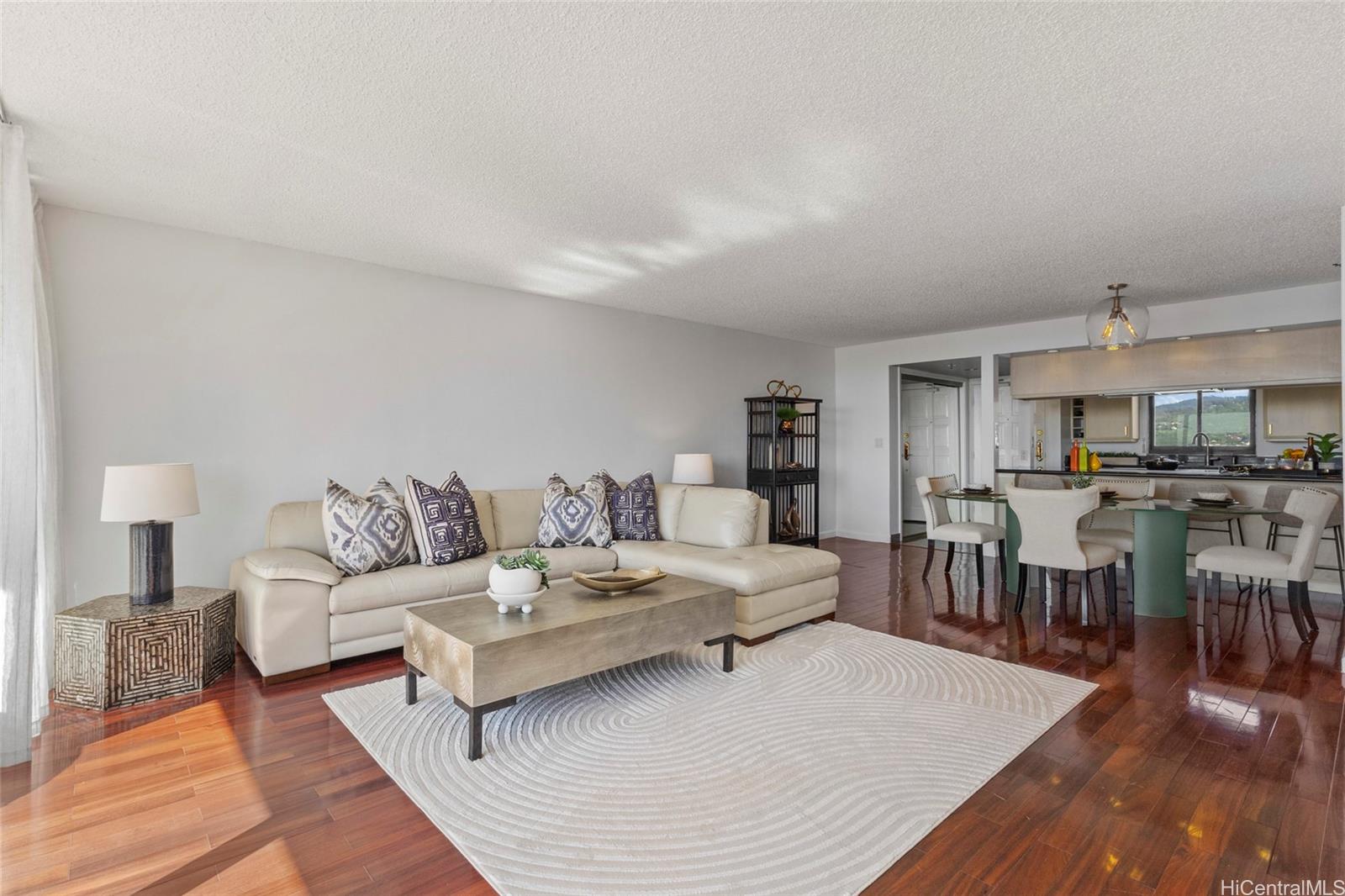581 Kamoku Street 3802