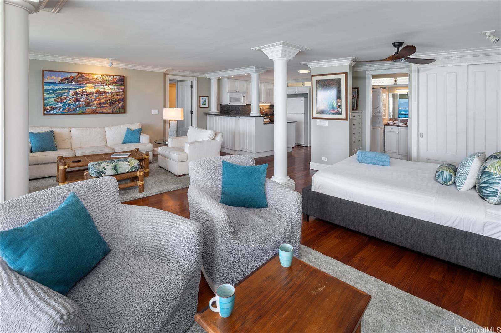 2877 Kalakaua Avenue  Unit 1107