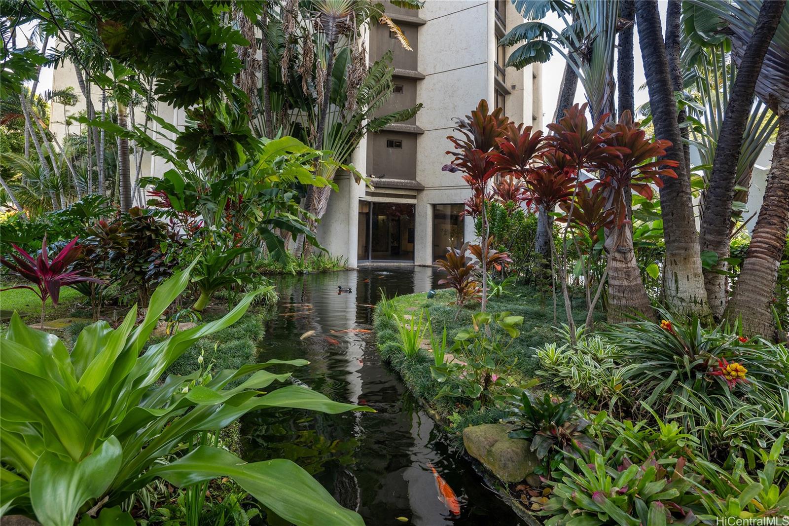 Photo 14 of 20