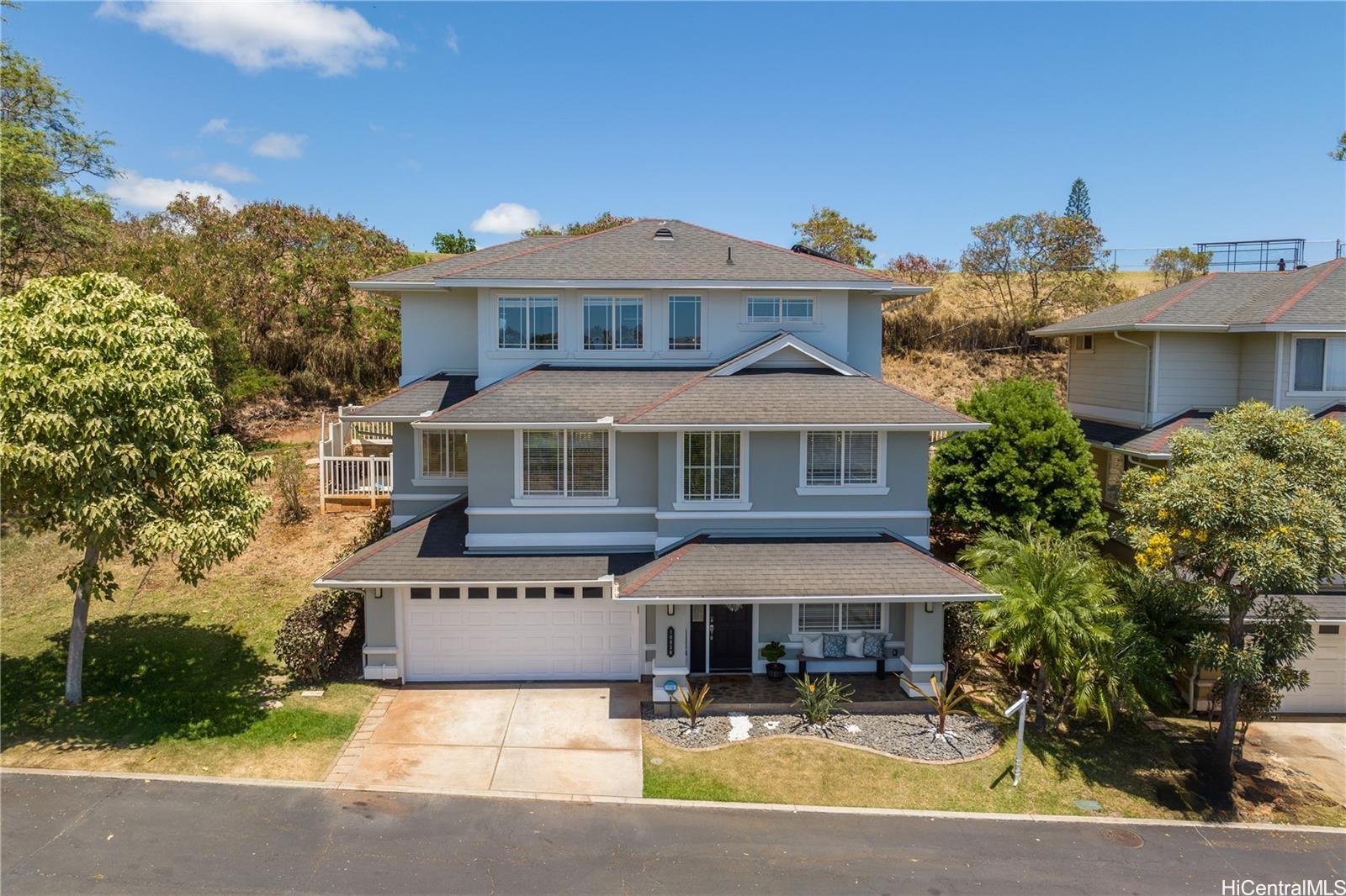 92-1083 Palahia Street N