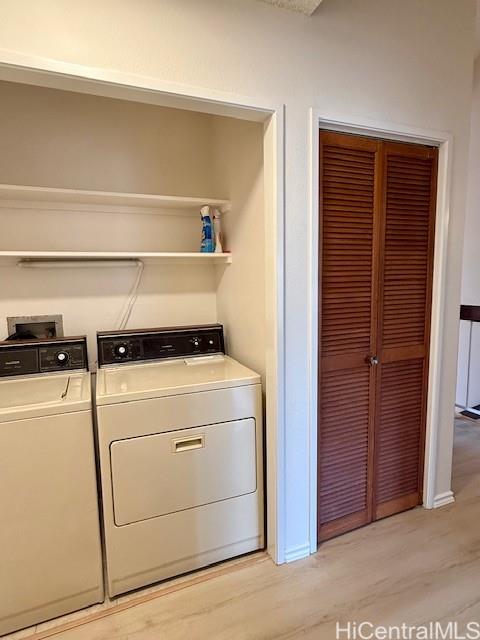 Photo 16 of 25