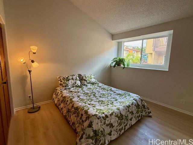 Photo 17 of 25