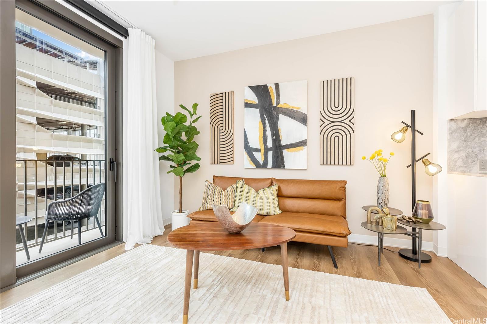 987 Queen Street  Unit 510