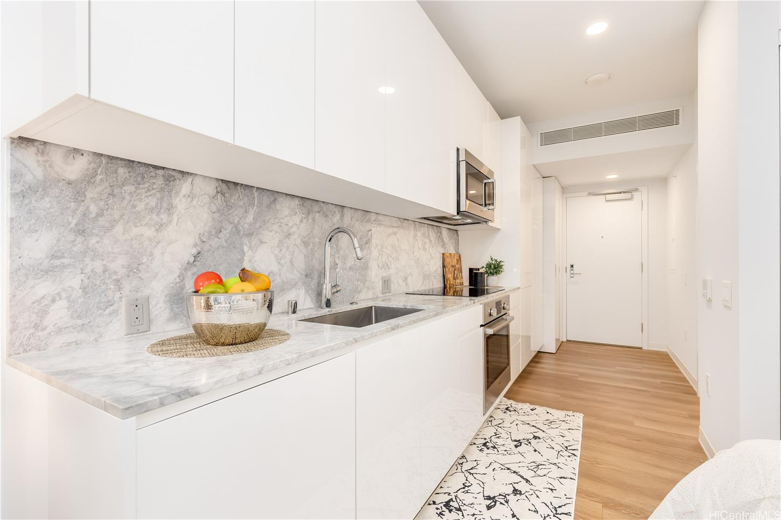 987 Queen Street  Unit 510