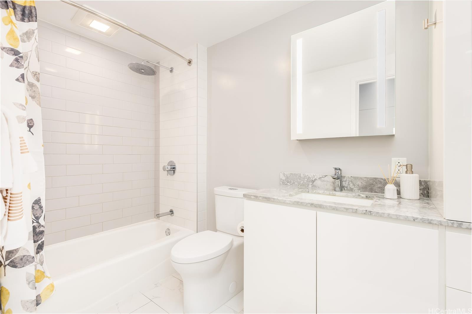 987 Queen Street  Unit 510