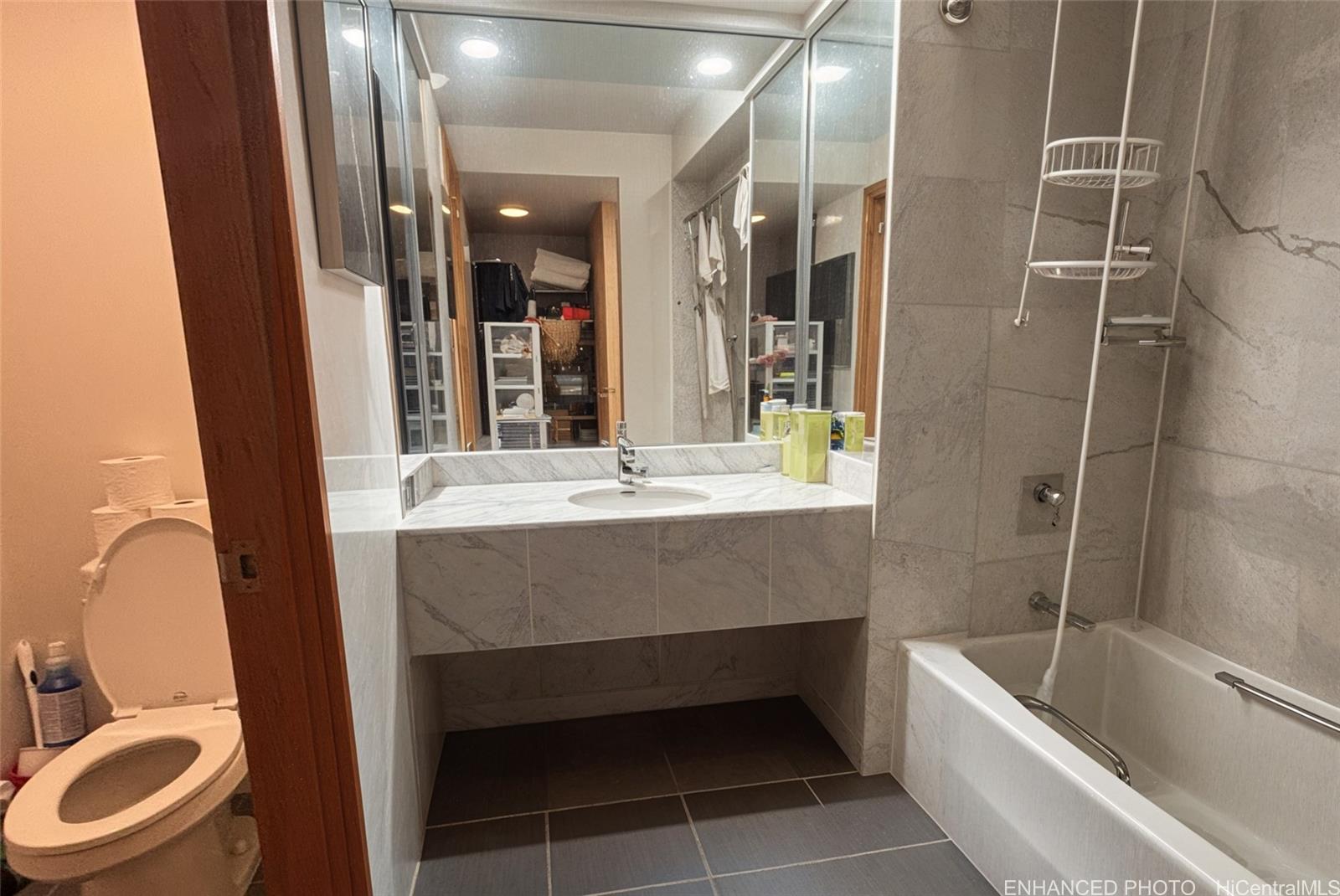 1330 Ala Moana Boulevard  Unit 2805